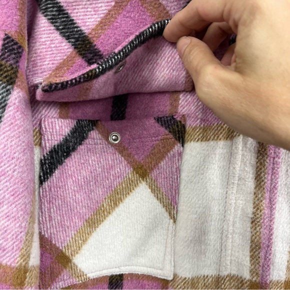 Entro plaid oversized shacket or shirt jacket - Picture 6 of 10